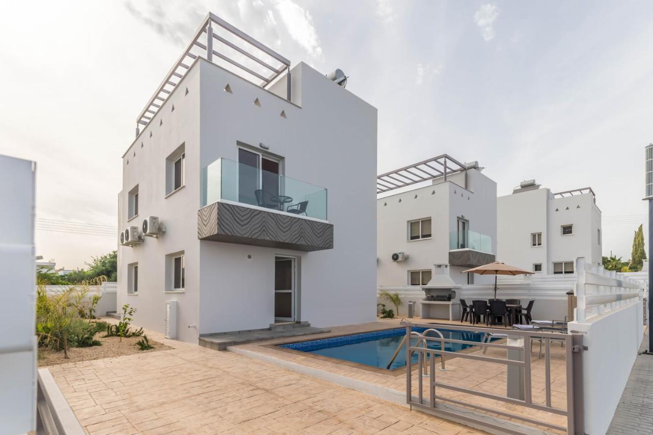 Nissini Villas 2 Agia Napa Exterior foto